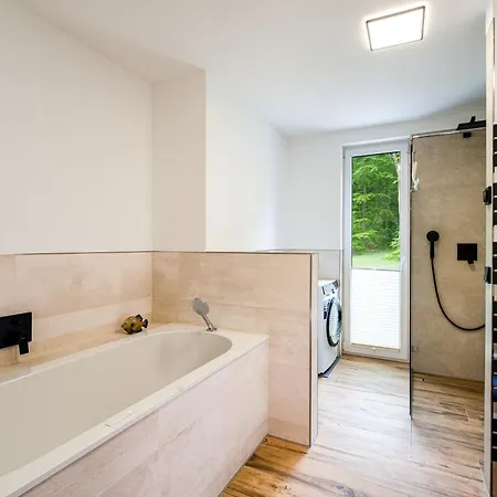 Villa Stella Maris - Ferienwohnung Poseidon * ゼリン