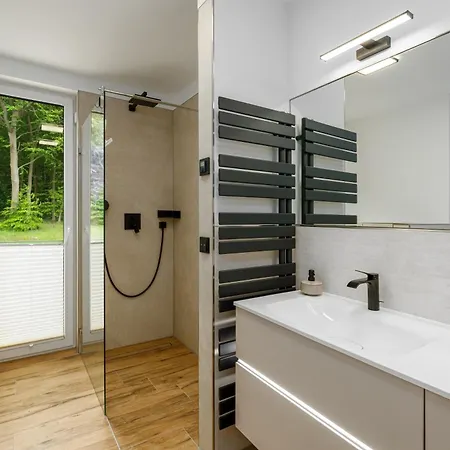 Villa Stella Maris - Ferienwohnung Poseidon ゼリン